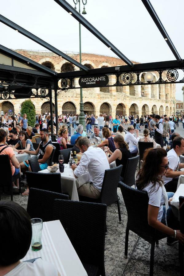 Апартаменты La Terrazza Sull'Arena Верона Экстерьер фото